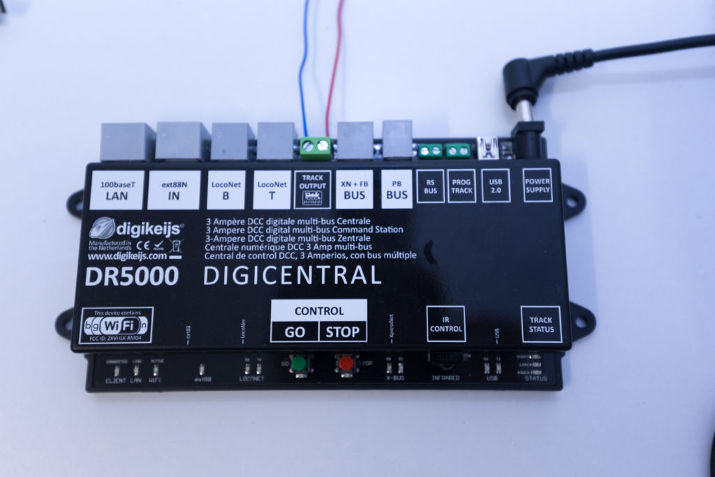 Het aansluiten van de Digikeijs DR5000 centrale 